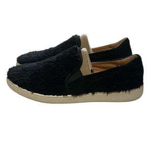 UGG Ricci Womens Loafers Flats Black Casual Slip on Shoes Size 9
